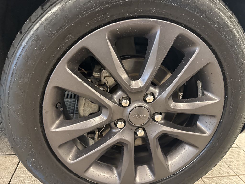 2019 Jeep Grand Cherokee High Altitude photo 5