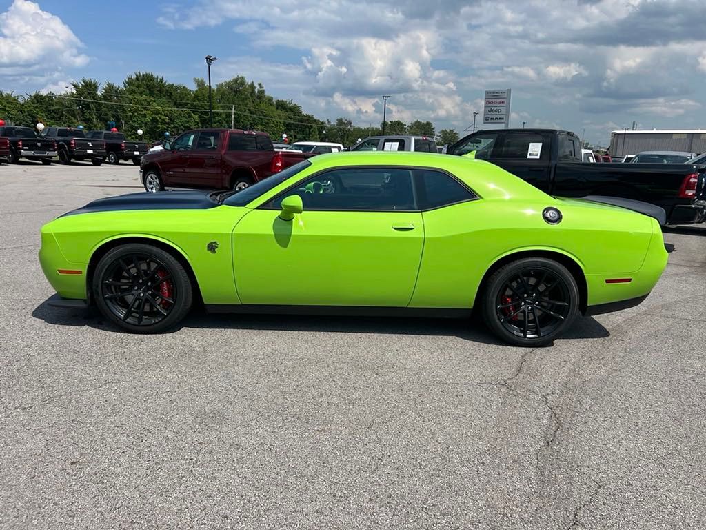 2023 Dodge Challenger SRT8 Hellcat Redeye photo 4