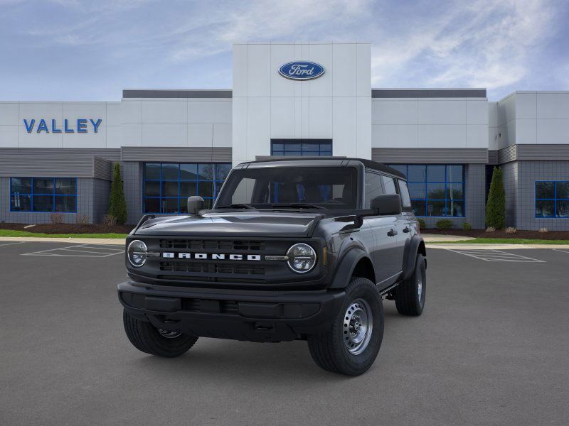 2025 Ford Bronco Base photo 2