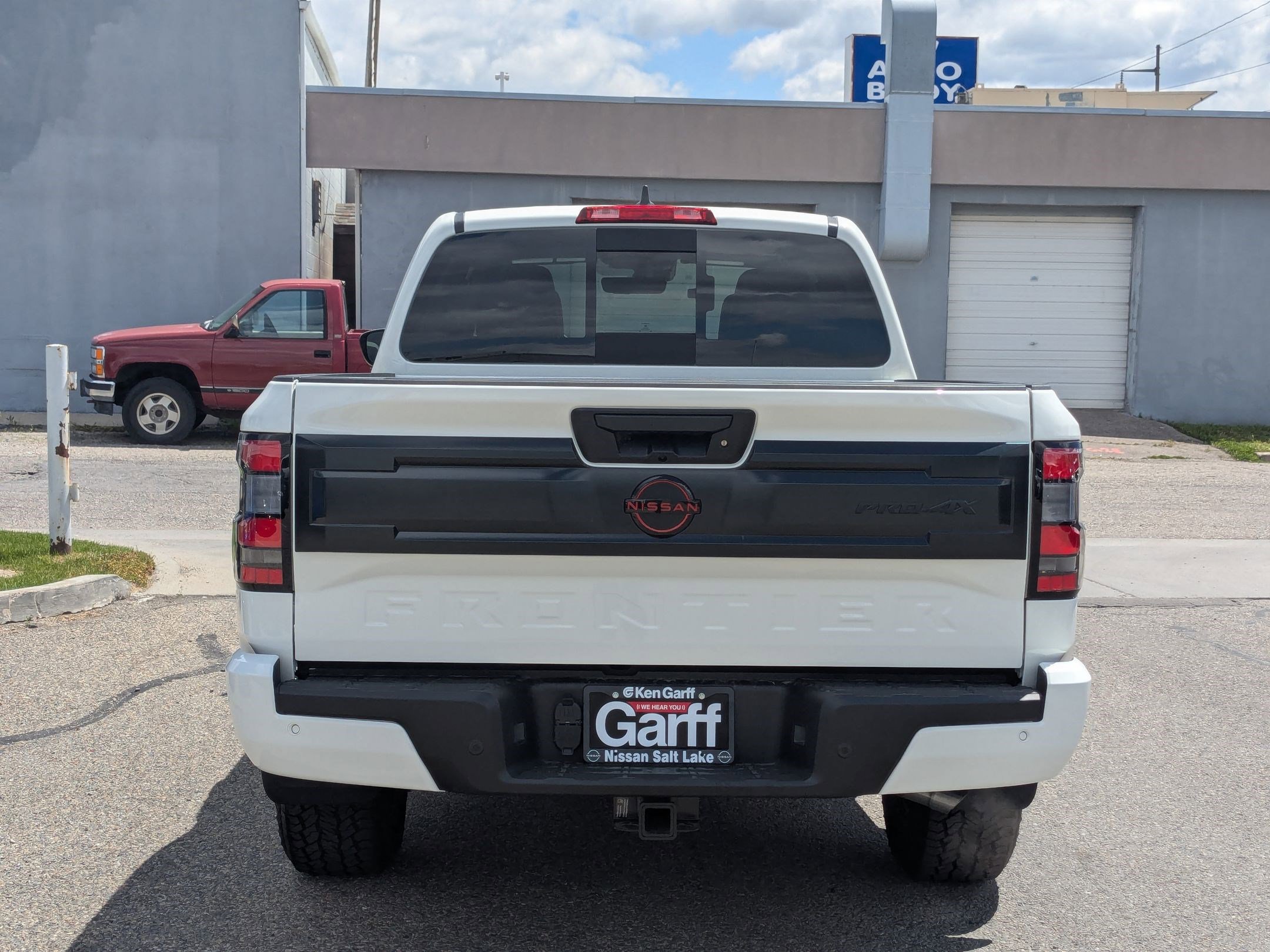2025 Nissan Frontier PRO-4X photo 4