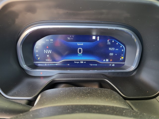 2023 Chevrolet Suburban Premier photo 3