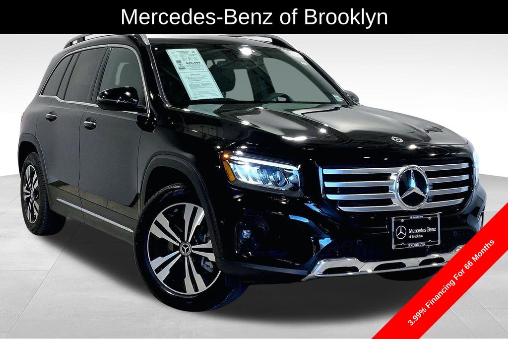 2025 Mercedes-Benz GLB Base's photo