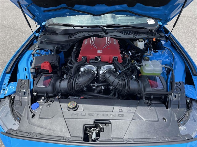 2025 Ford Mustang GT photo 4
