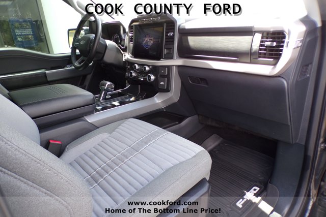 2023 Ford F-150 XLT photo 21