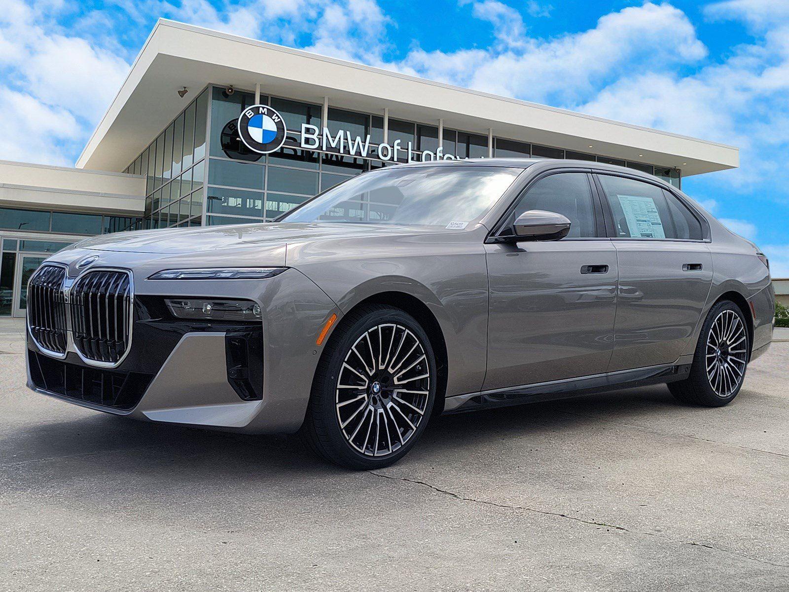 2025 BMW 7 Series 740i's photo