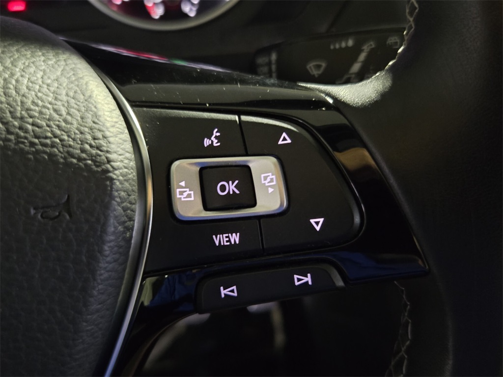 2021 Volkswagen Tiguan SE R-Line Black photo 20