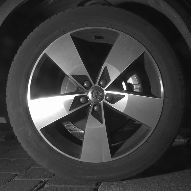 2021 Volvo XC40 Momentum photo 16