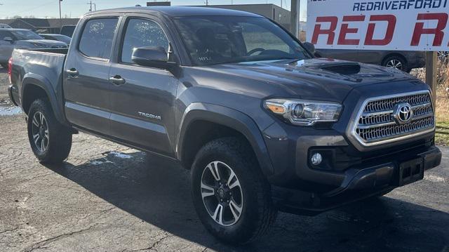 Certified 2016 Toyota Tacoma TRD Sport with VIN 5TFAZ5CN2GX016538 for sale in Little Rock