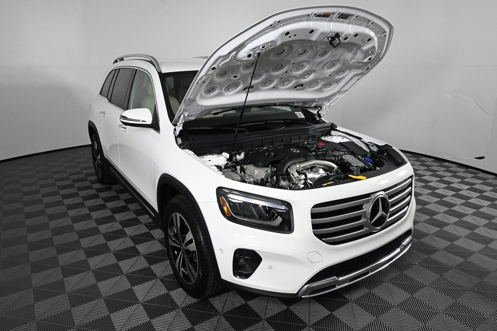 2025 Mercedes Benz GLB 250 photo 28