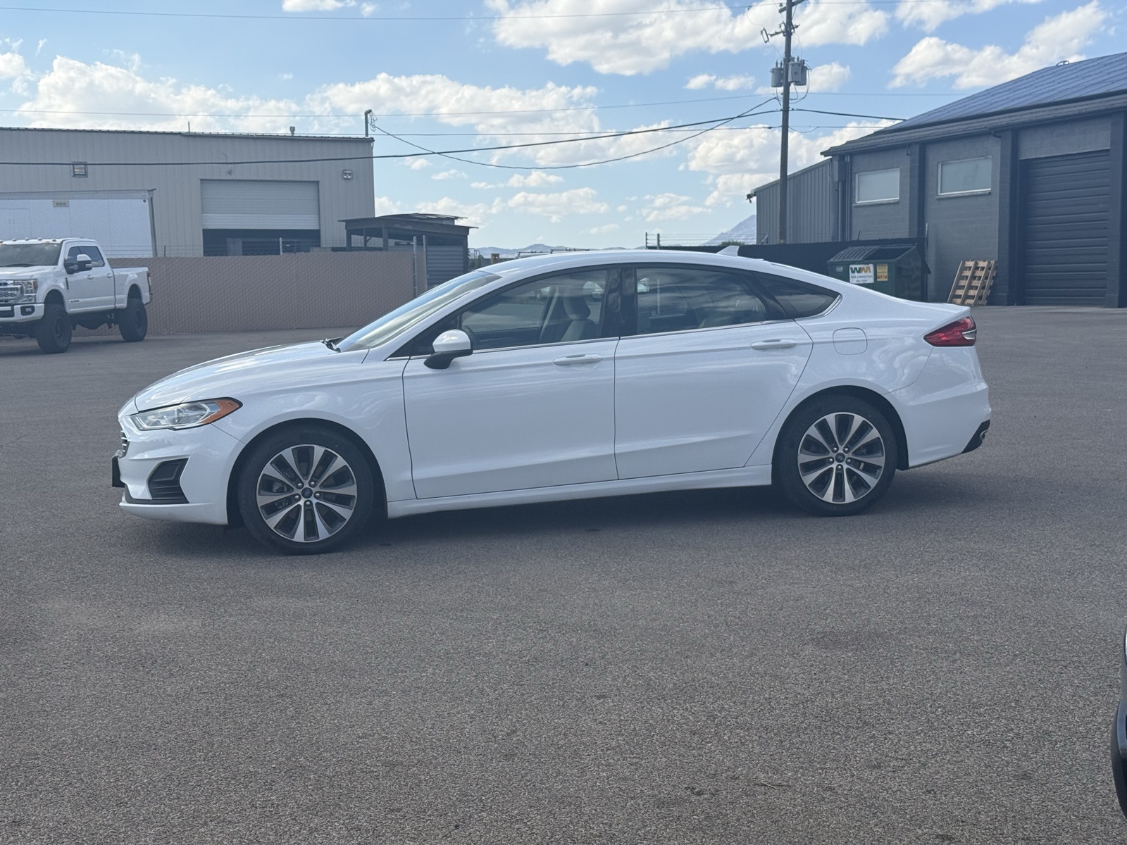 2019 Ford Fusion SE photo 6