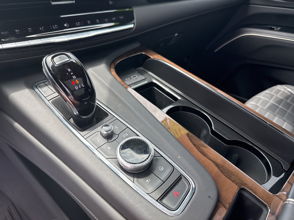 2023 Cadillac Escalade Sport Platinum photo 19