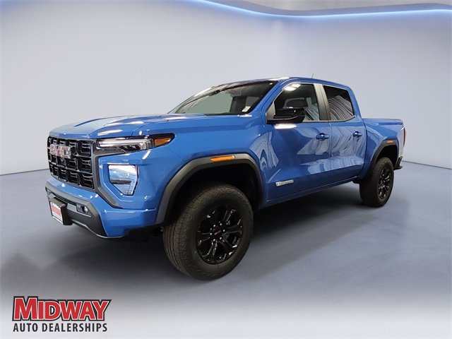 2025 GMC Canyon Elevation's photo