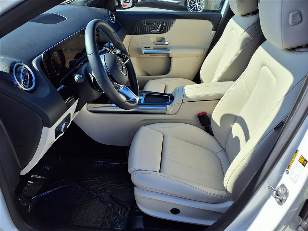 2025 Mercedes Benz GLA 250 4MATIC photo 14