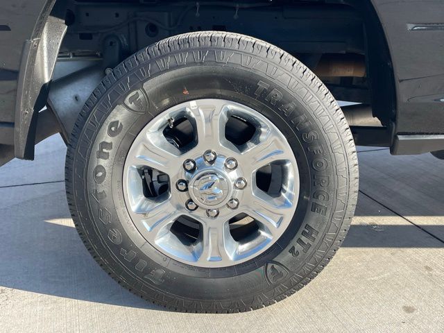 2024 Ram 2500 Big Horn photo 3