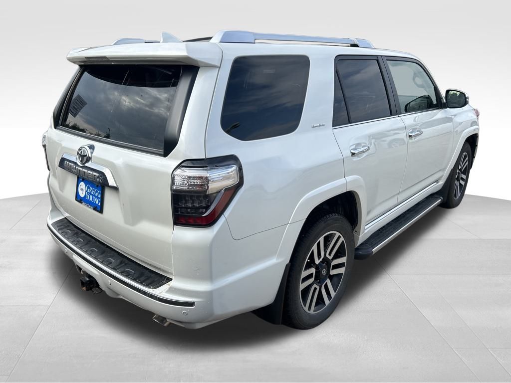 2022 Toyota 4Runner Limited photo 4