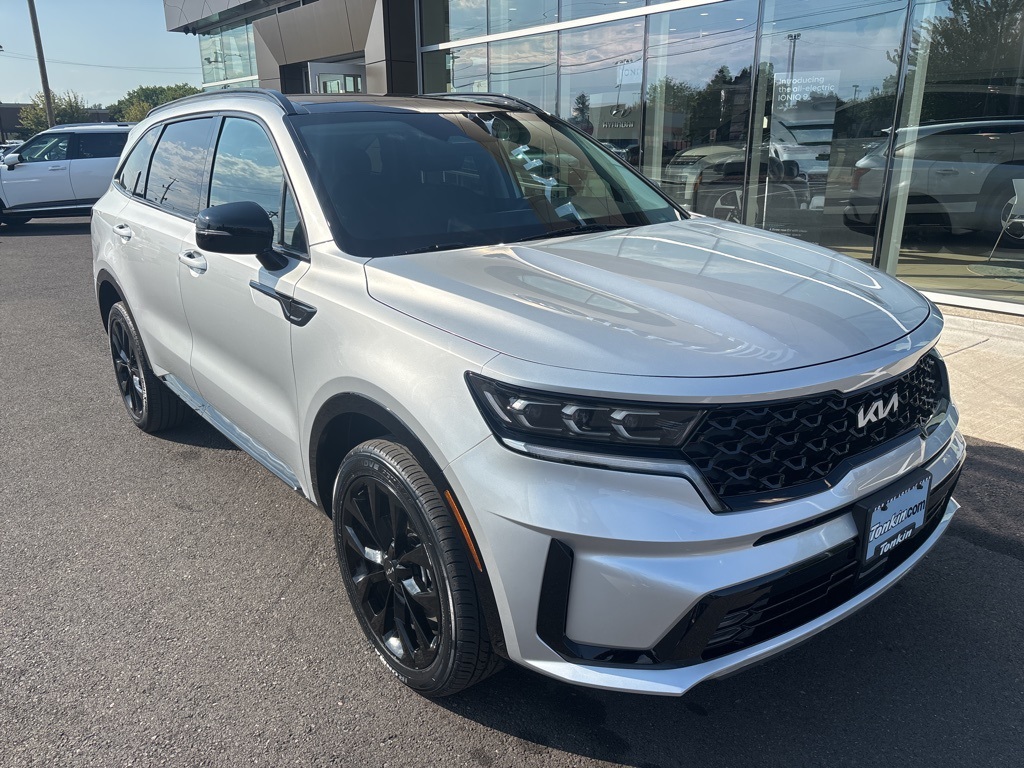 2022 Kia Sorento SX photo 3