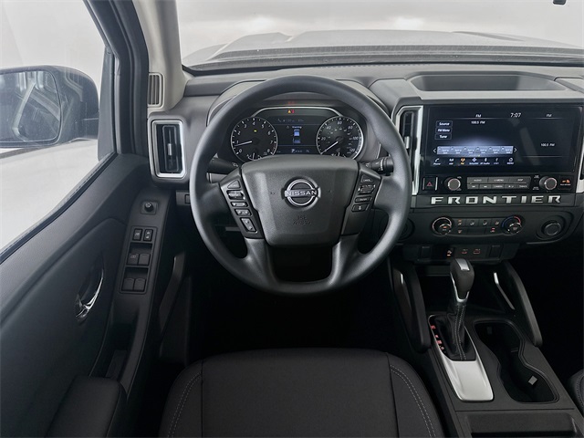 2025 Nissan Frontier SV photo 19