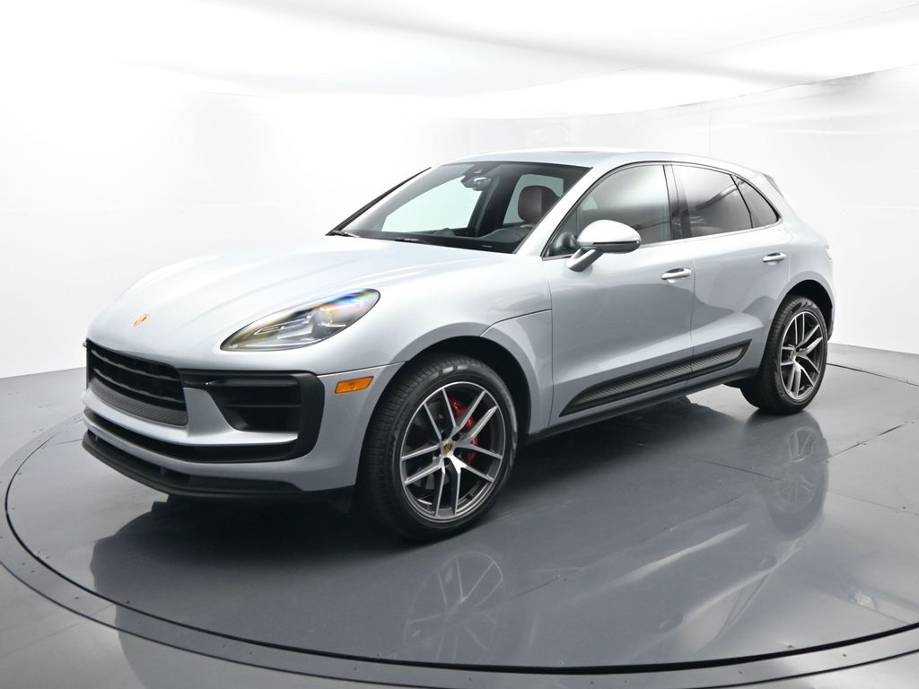 2022 Porsche Macan S