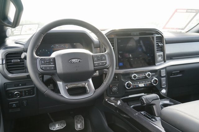 2025 FORD F-150 - Image 31