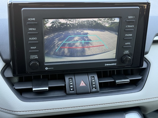 2020 Toyota RAV4 XLE Premium photo 9