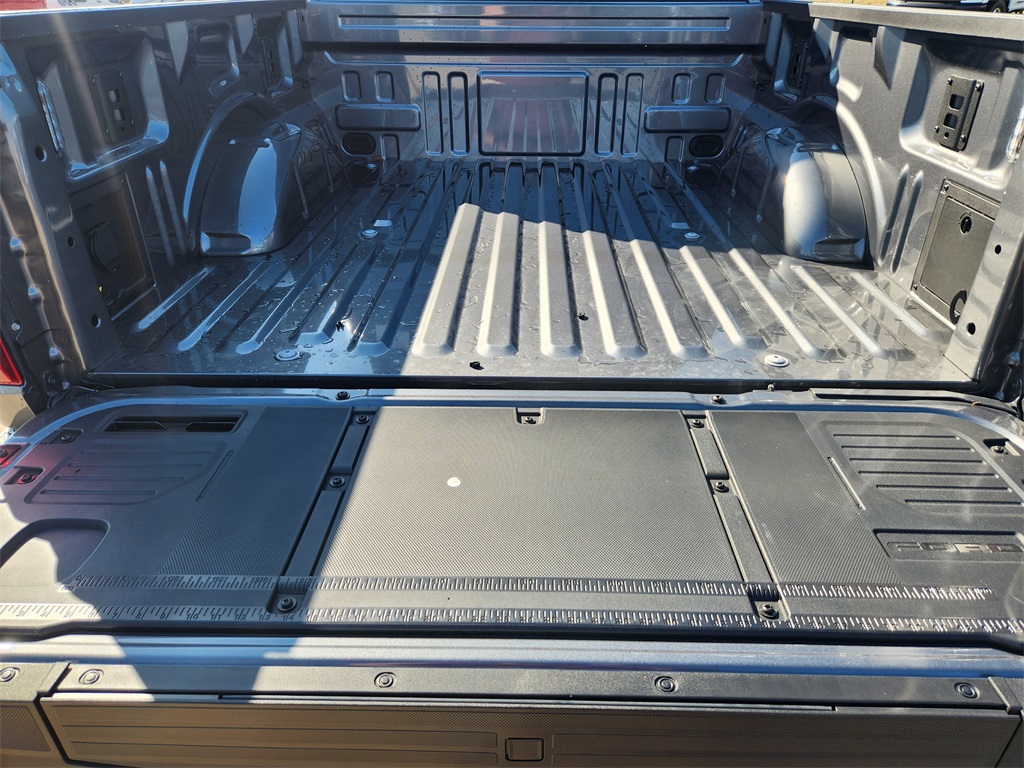 2025 Ford F-150 XLT photo 21