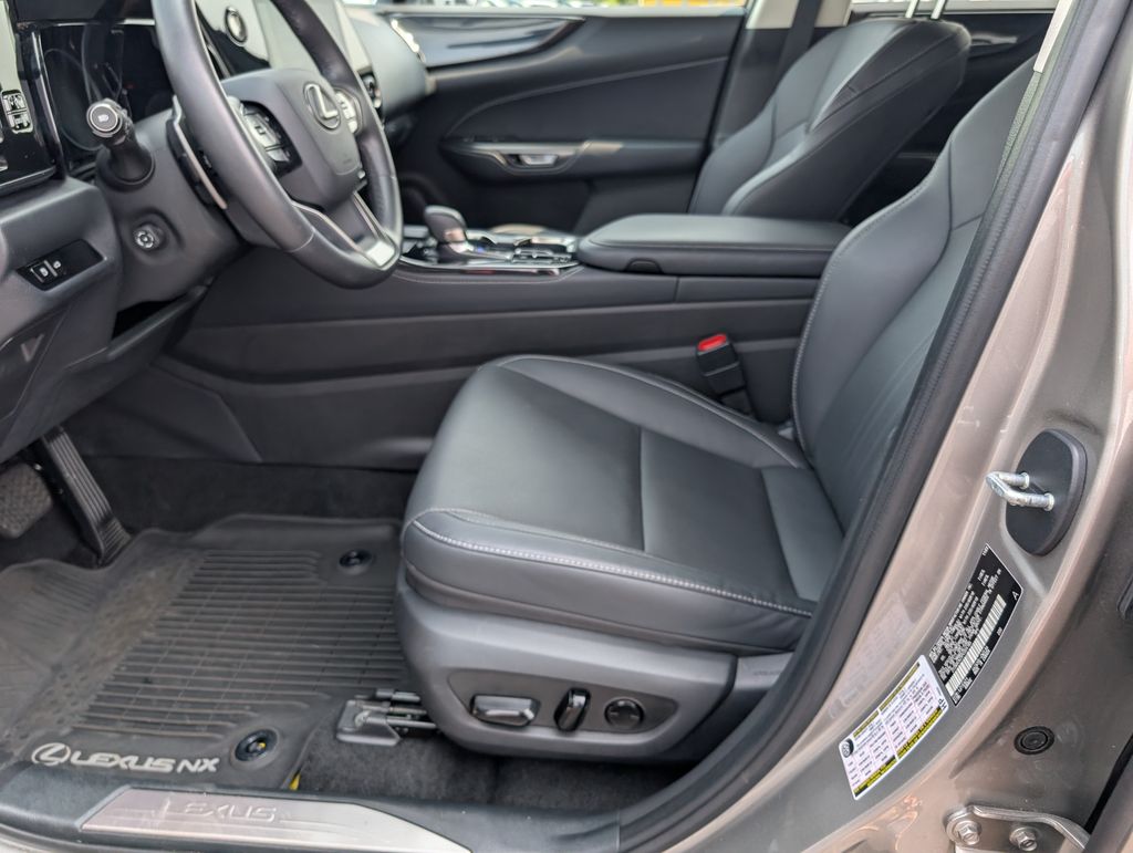 2023 Lexus NX 250 Premium photo 9