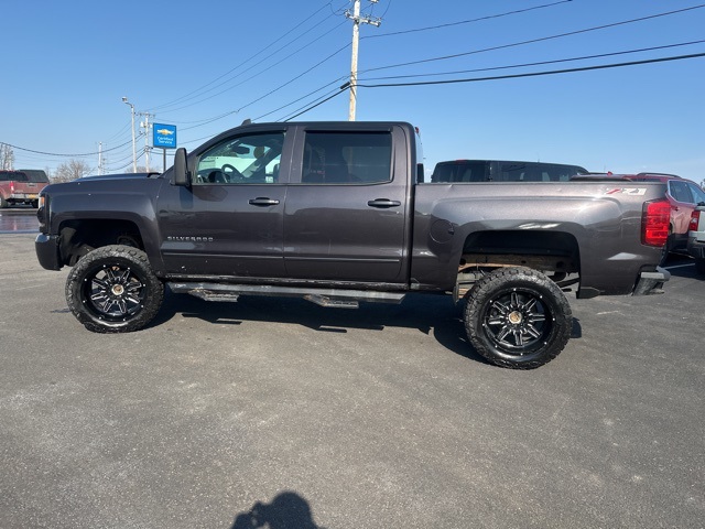 2016 Chevrolet Silverado 1500 LT photo 4