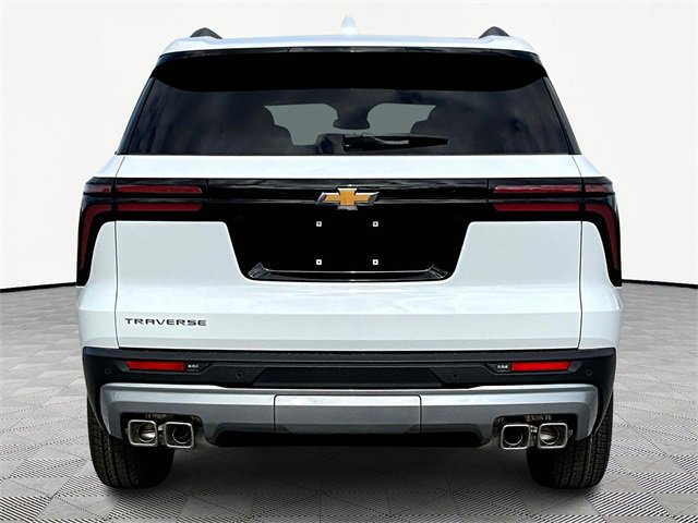 2026 Chevrolet Traverse photo 3