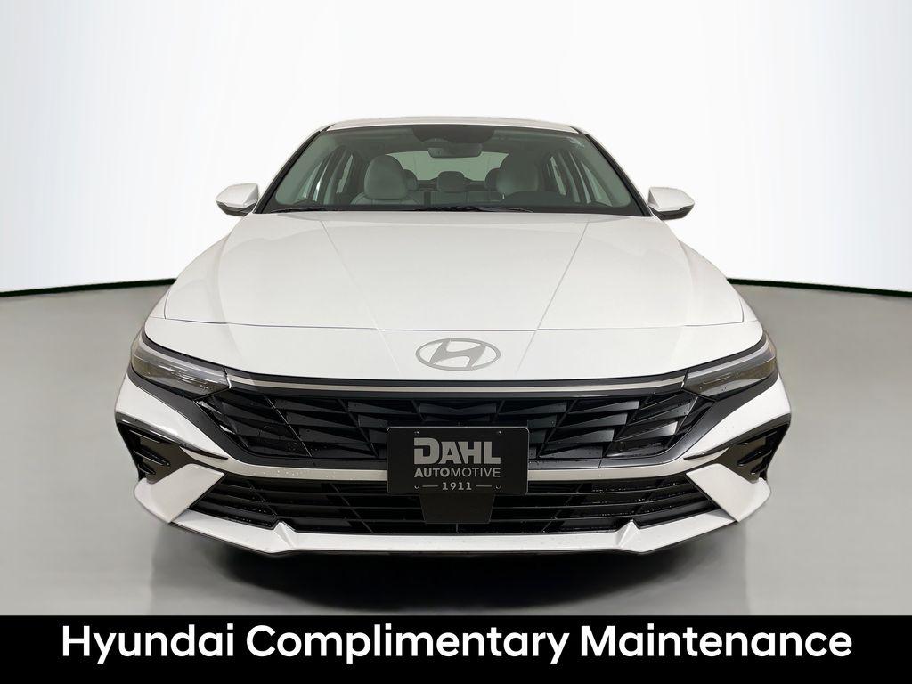 2026 Hyundai Elantra Limited photo 2
