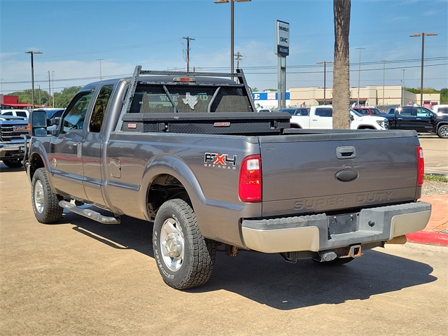 2011 Ford F-250 photo 3