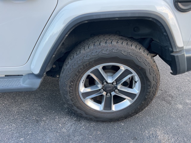2018 Jeep Wrangler Unlimited Sahara photo 31