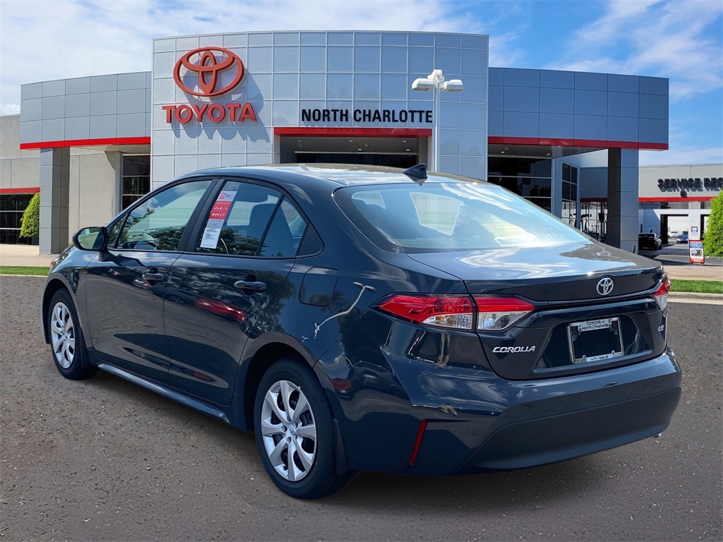 2026 Toyota Corolla LE photo 4