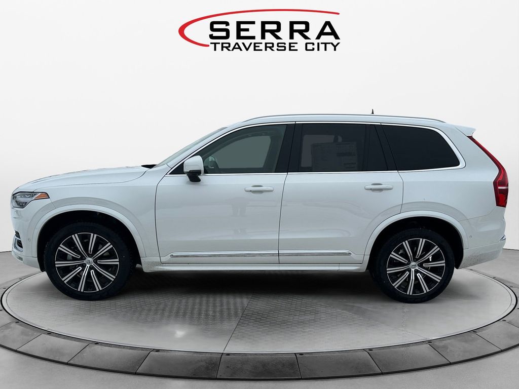 New 2025 Volvo XC90 B6 Plus 7Seater 4D Sport Utility in Traverse City