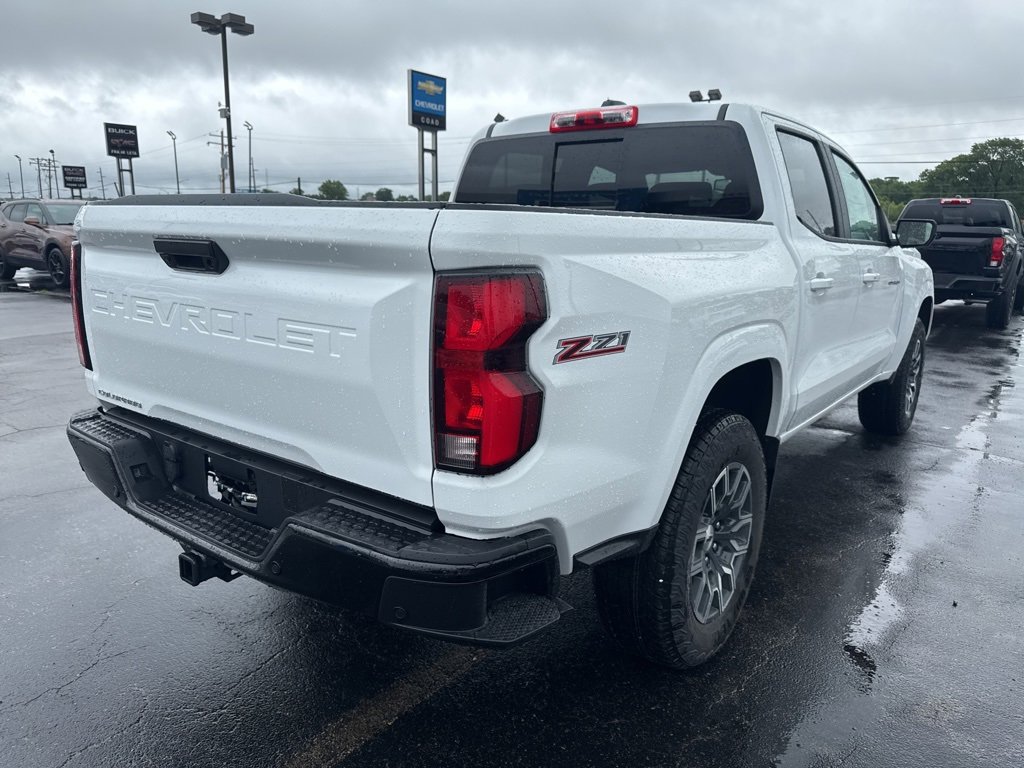 2025 Chevrolet Colorado Z71 photo 3