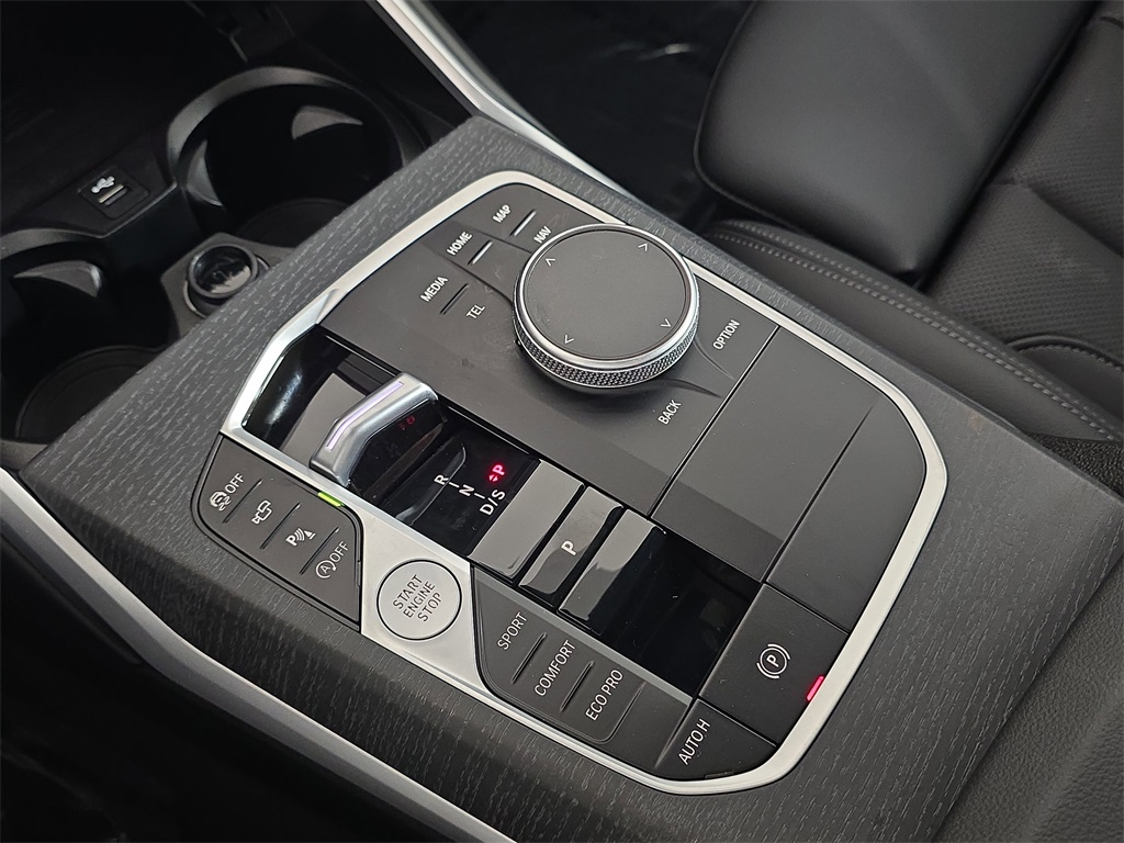 2025 Bmw 330i xDrive Sedan photo 24