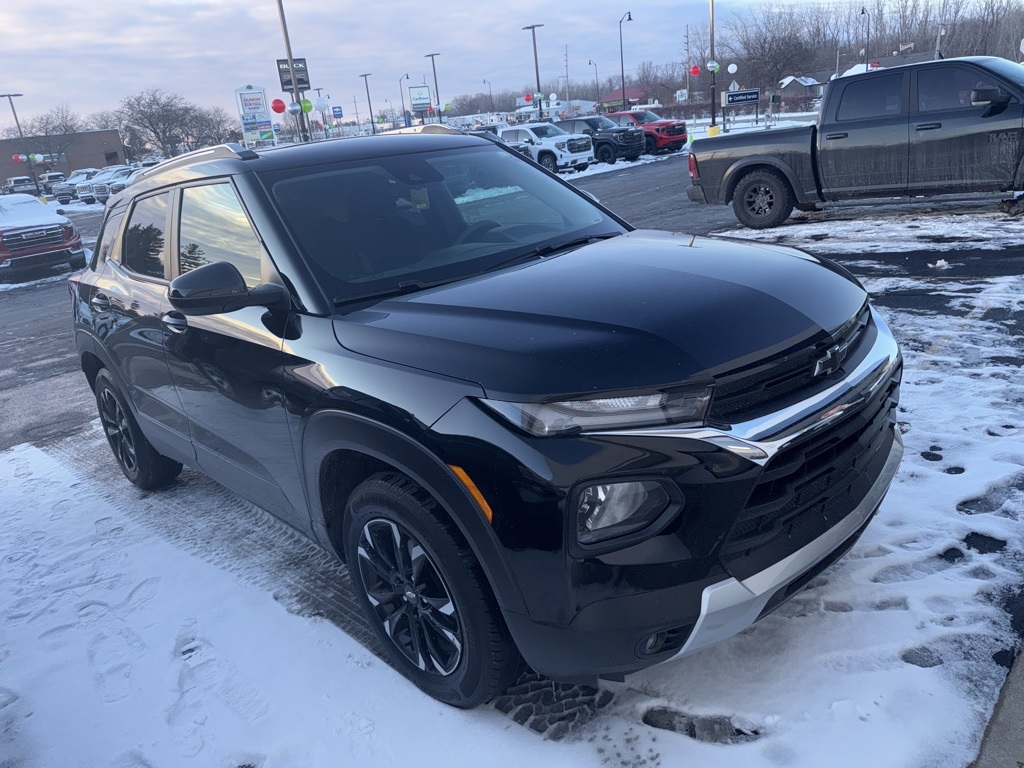 2022 CHEVROLET TRAILBLAZER - Image 1