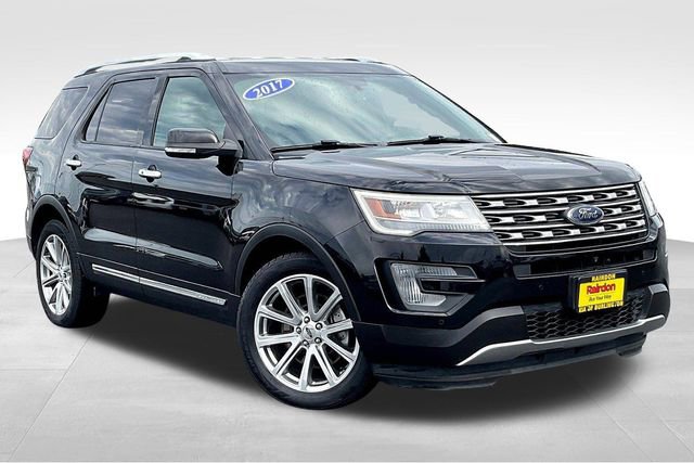 2017 Ford Explorer Limited's photo