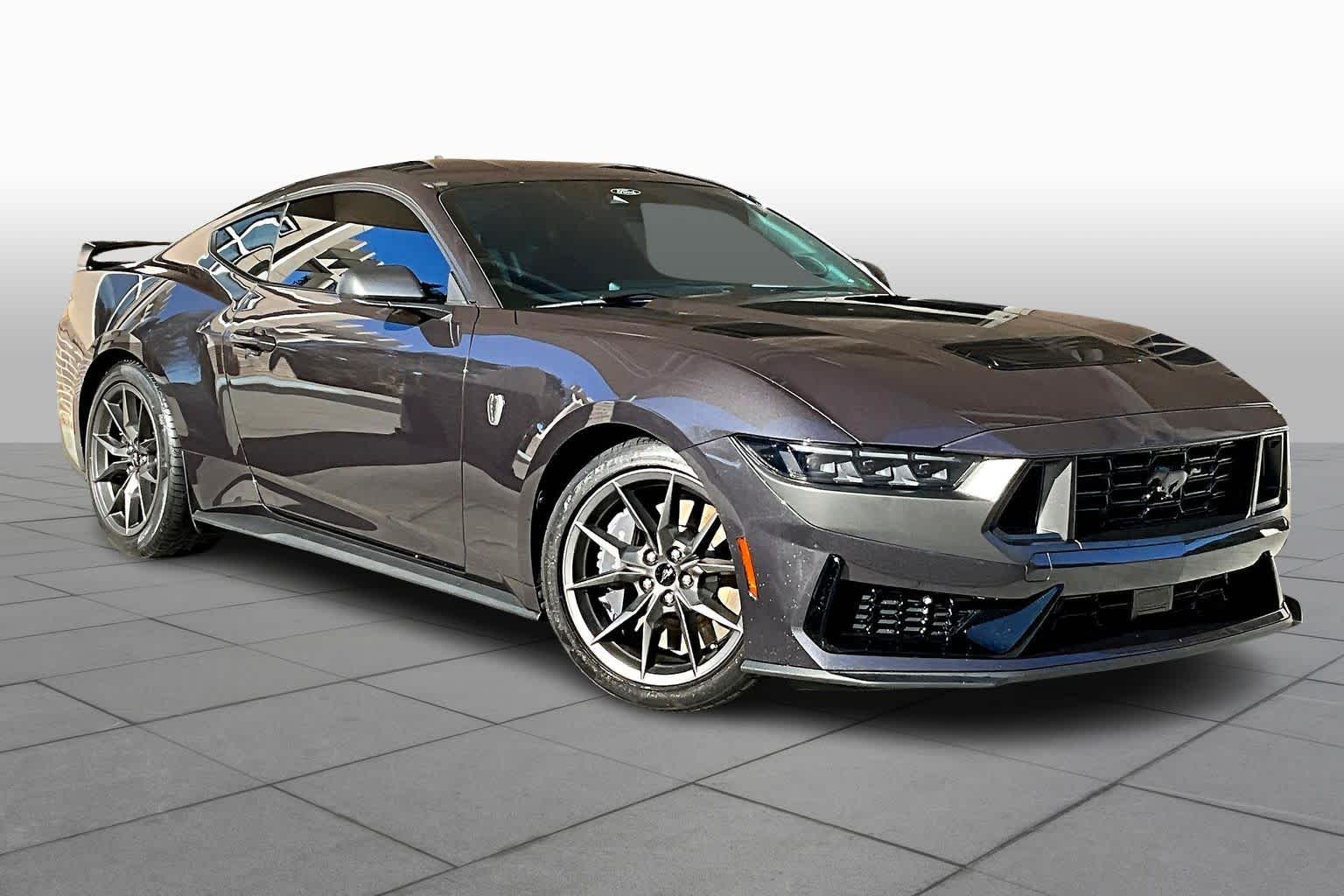 2024 Ford Mustang Dark Horse photo 2