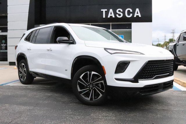 2025 Buick Enclave Sport Touring's photo