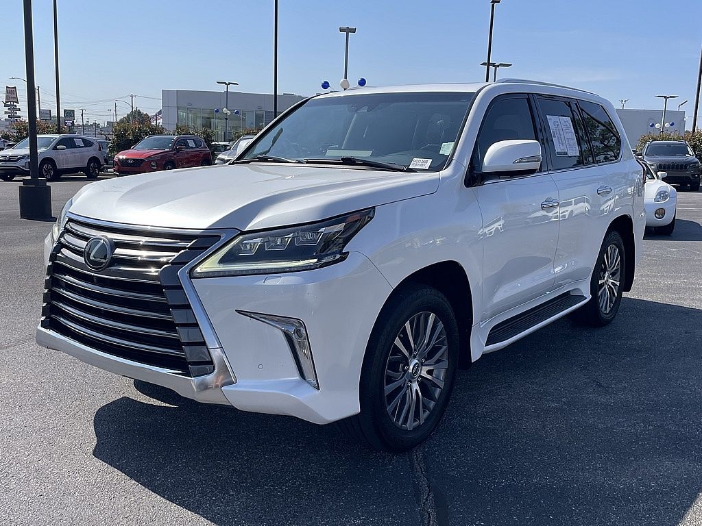 2019 Lexus LX 570 photo 7