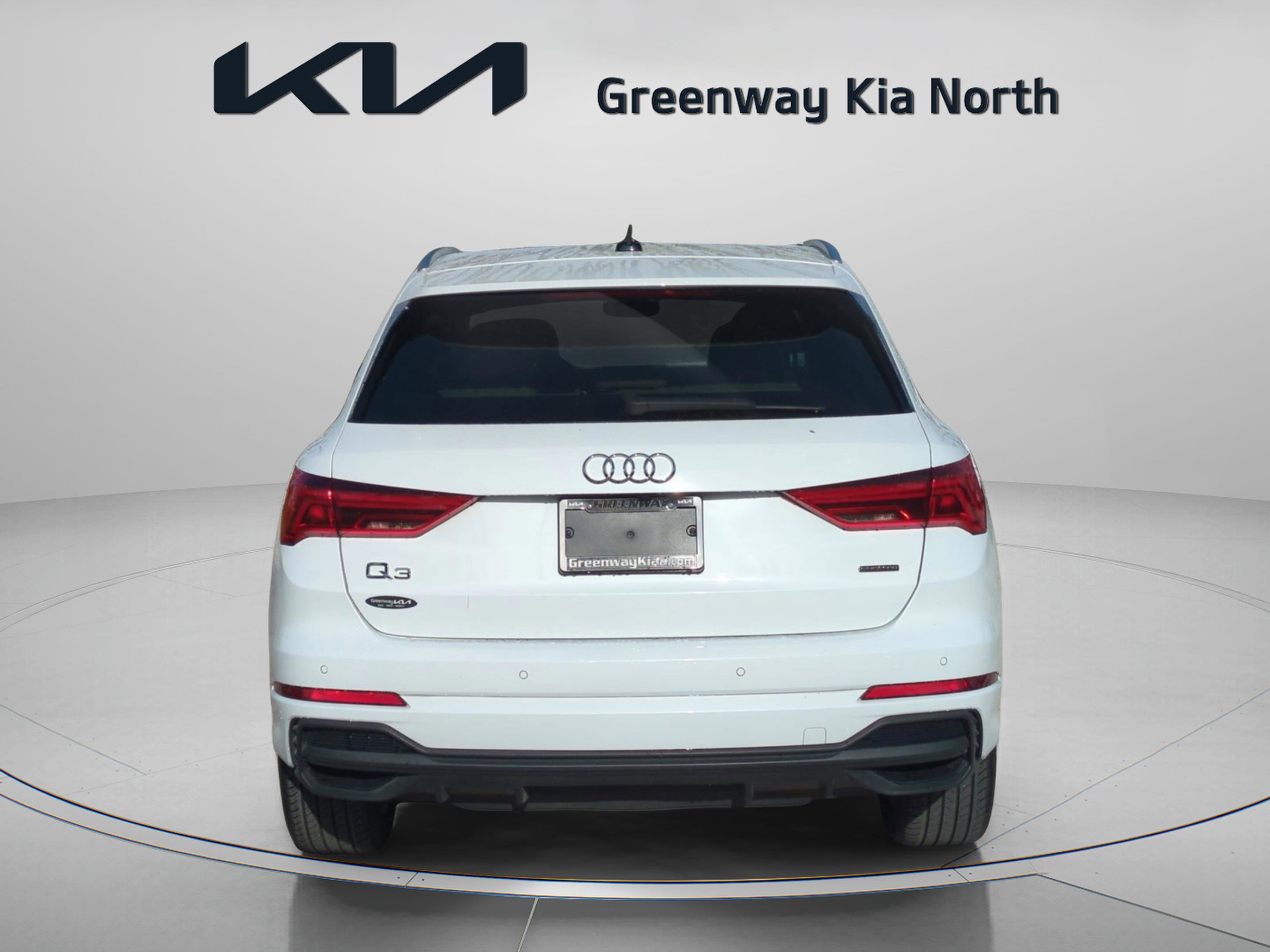 2022 Audi Q3 S line Premium Plus photo 6