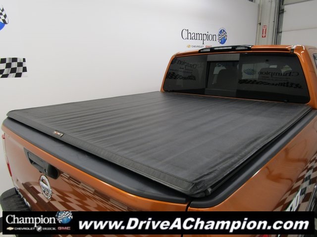 2019 Nissan Titan PRO-4X photo 11