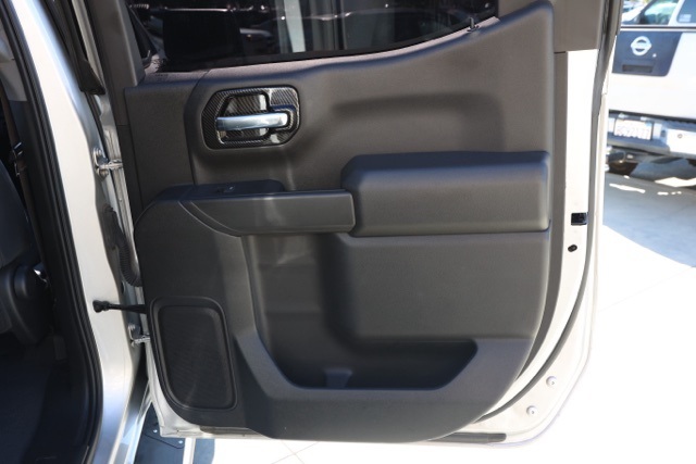 2022 Chevrolet Silverado 1500 Custom photo 17
