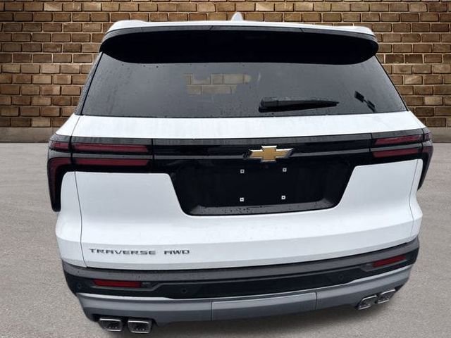 2026 Chevrolet Traverse photo 4