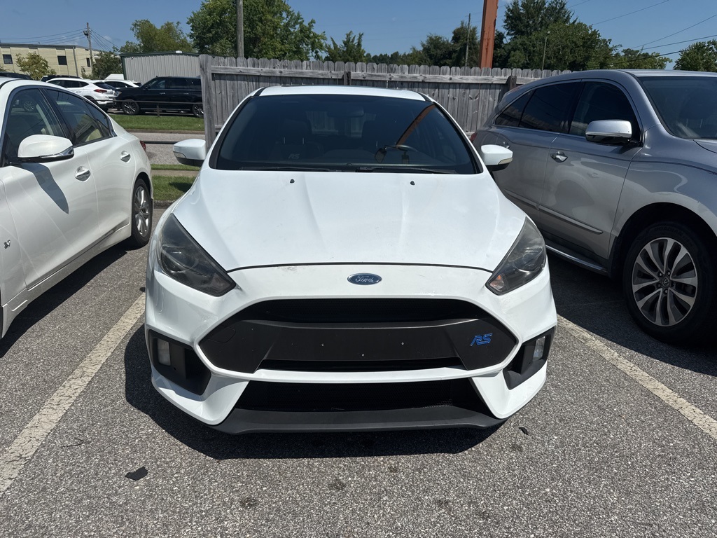2017 Ford Focus RS photo 2