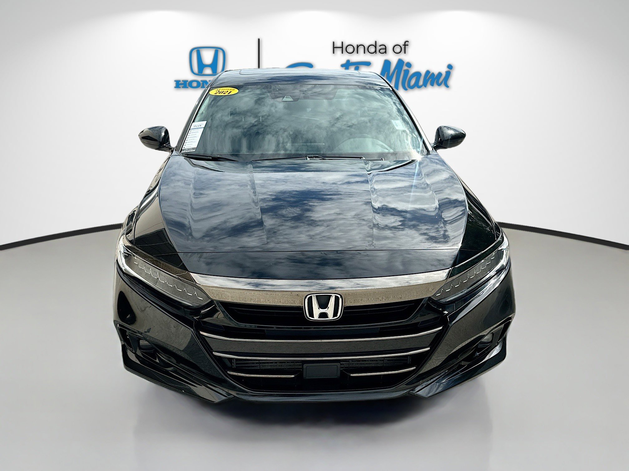 2021 Honda Accord Sport photo 2