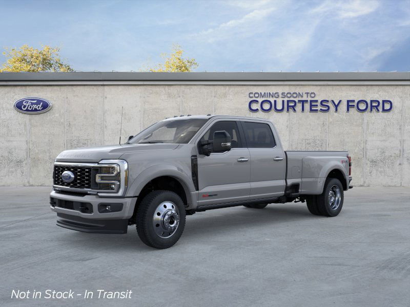 2026 Ford F-450 Super Duty Platinum's photo