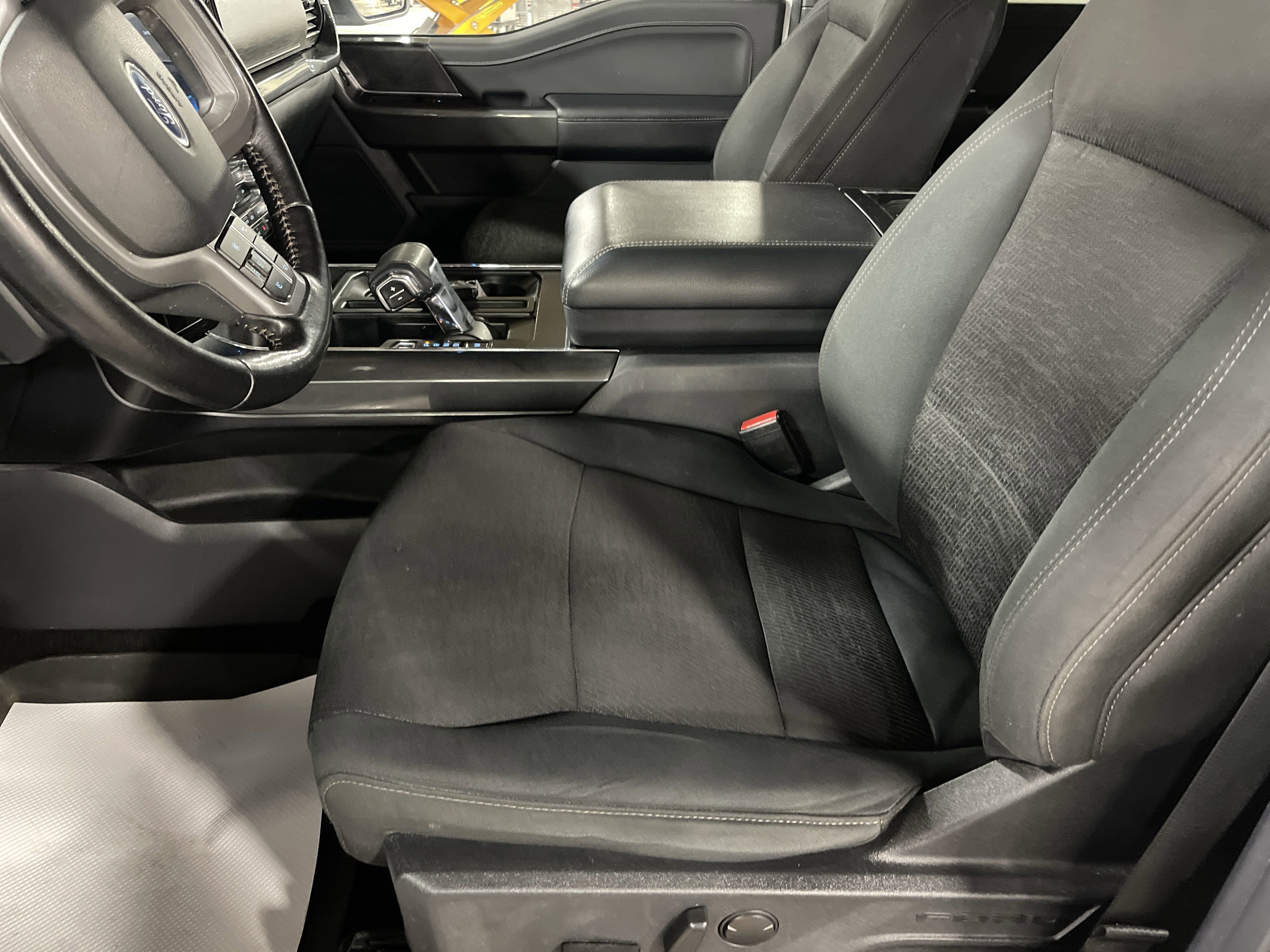 2022 Ford F-150 XL photo 4