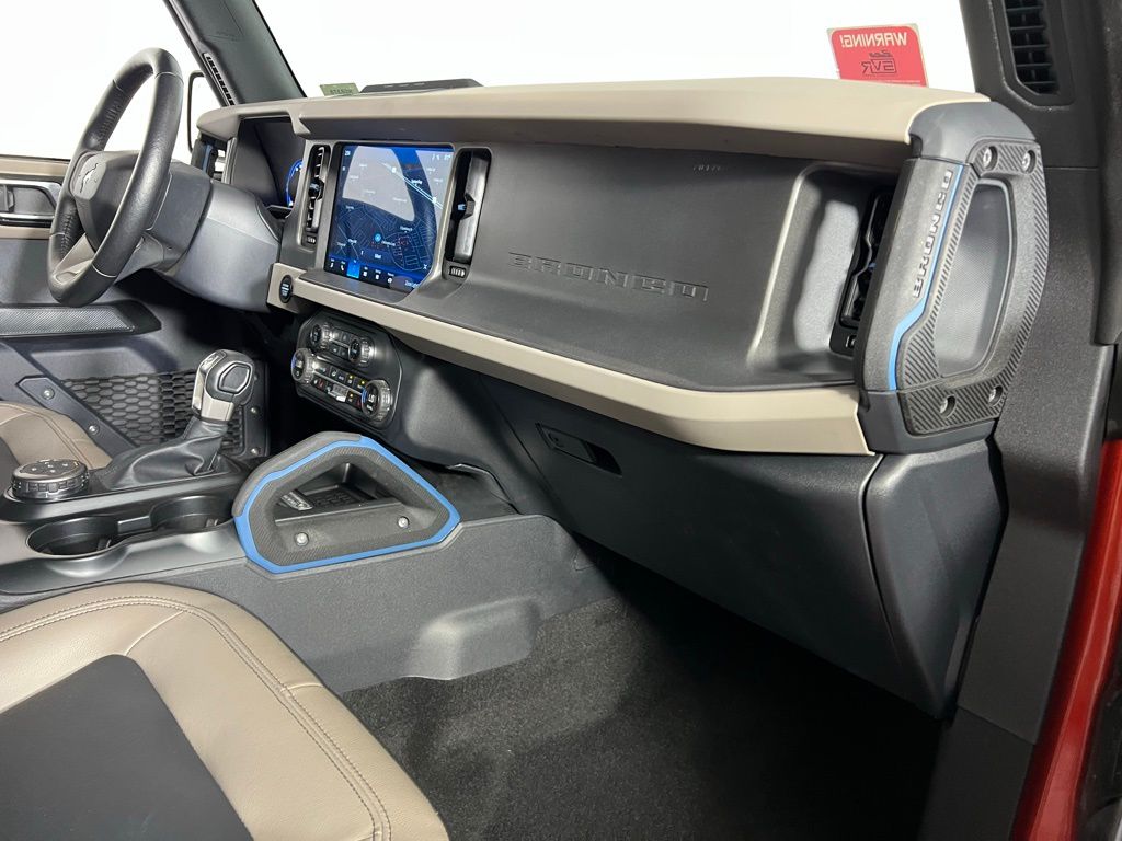 2024 Ford Bronco Wildtrak photo 28