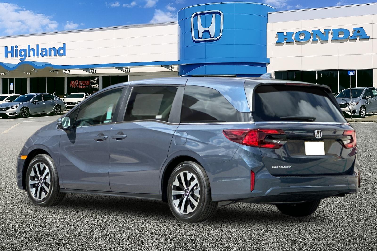 2026 Honda Odyssey EX-L photo 3